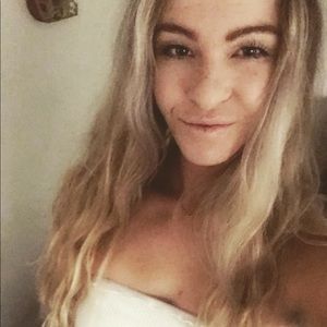 Meet your Posher, Brittney